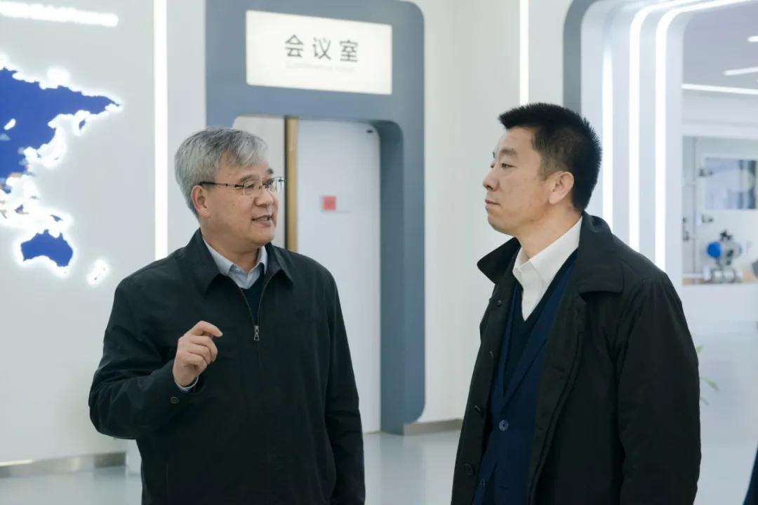 上海证券交易所总经理蔡建春一行来访bb电子官网登录